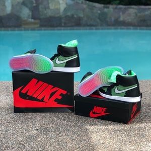 ❌Sold ❌ Jordan 1 Zen Green Zoom